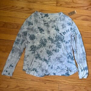 NWT AE soft n sexy long sleeve tee